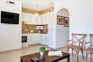 2 slaapkamers, een kluis op de kamer, een strijkplank/strijkijzer