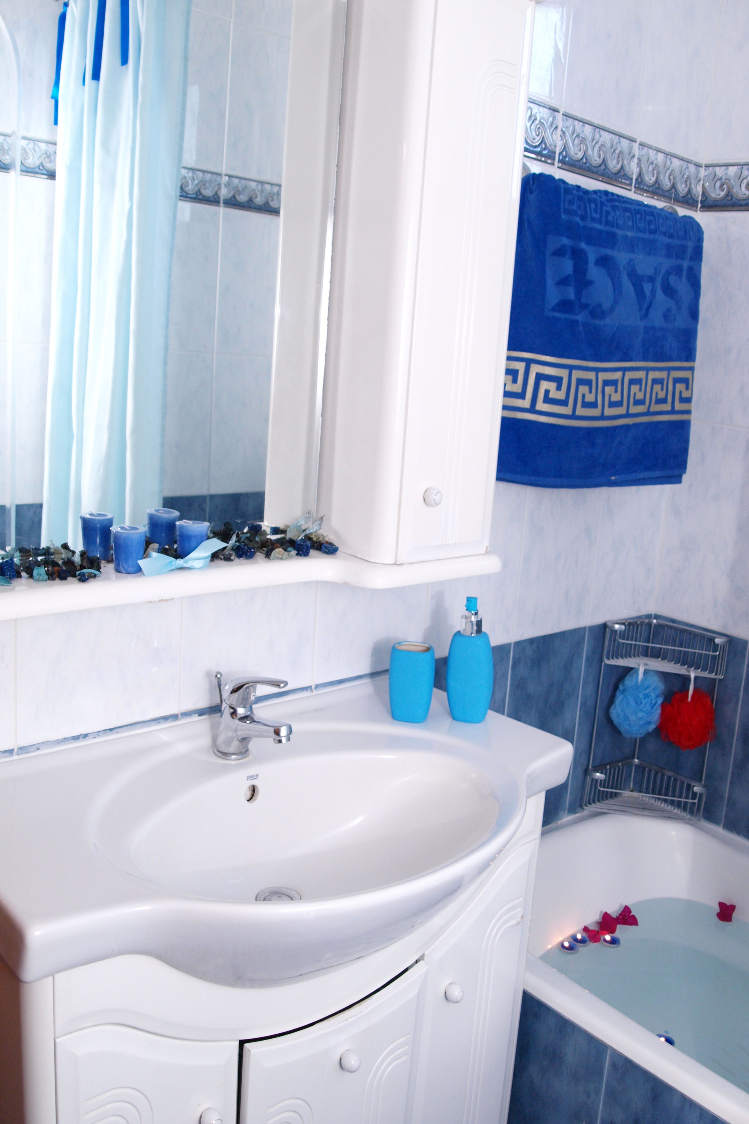 villa, 2 bedrooms, sea view | bathroom | shower, rainfall showerhead, free toiletries, hair dryer