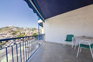 Vierpersoonskamer (for 4 people) | Gratis wifi, beddengoed