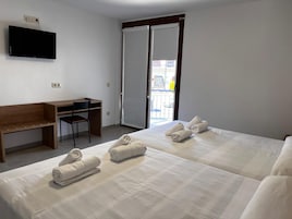 Wifi gratis y ropa de cama