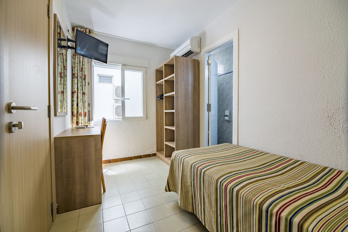 Chambre simple | Wi-Fi gratuit, draps fournis