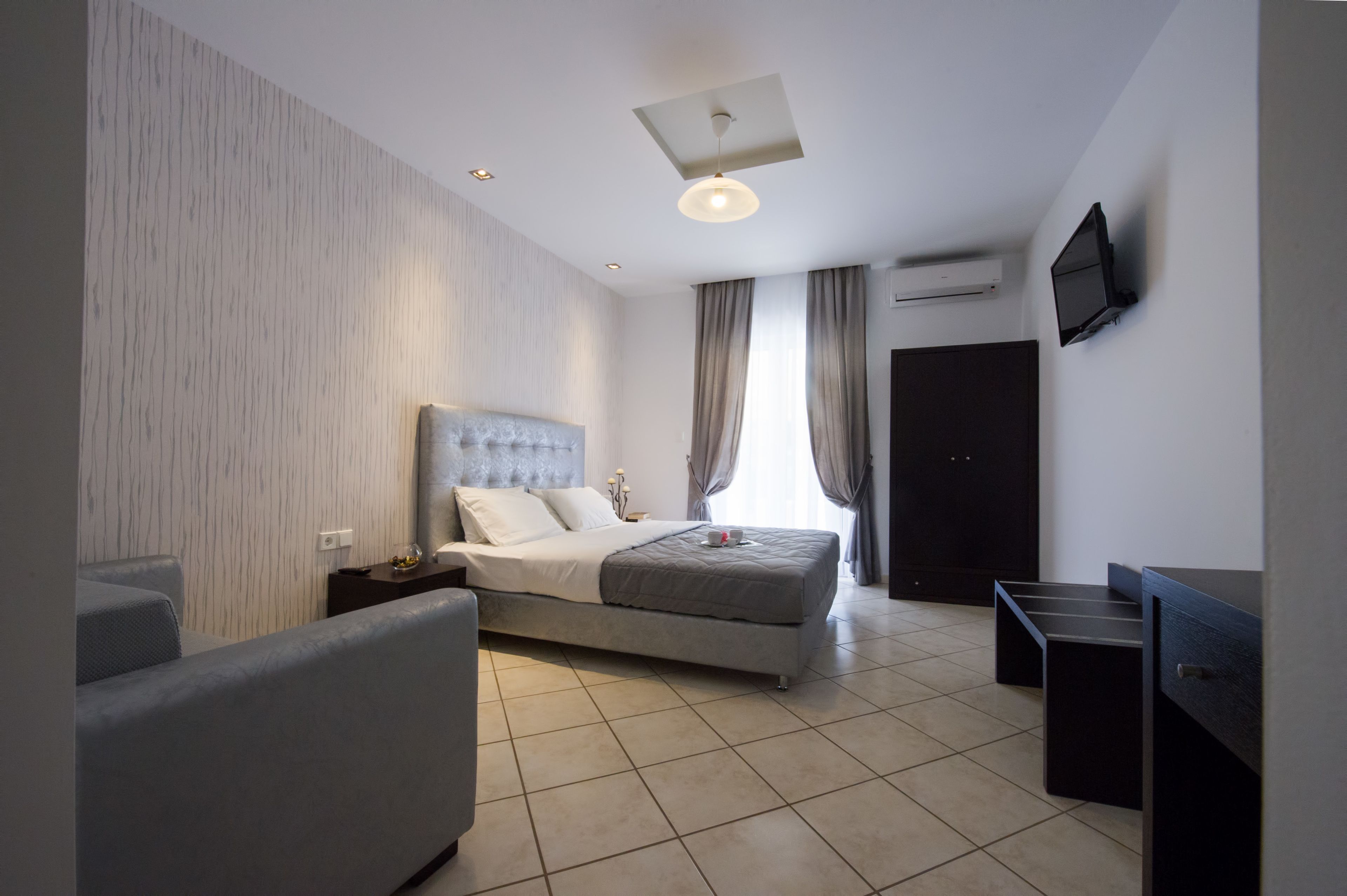 高級寢具、房內夾萬、遮光窗簾/窗簾、隔音