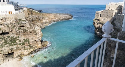 Antico Mondo Rooms & Suites