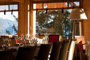 Desayuno buffet incluido todos los días 