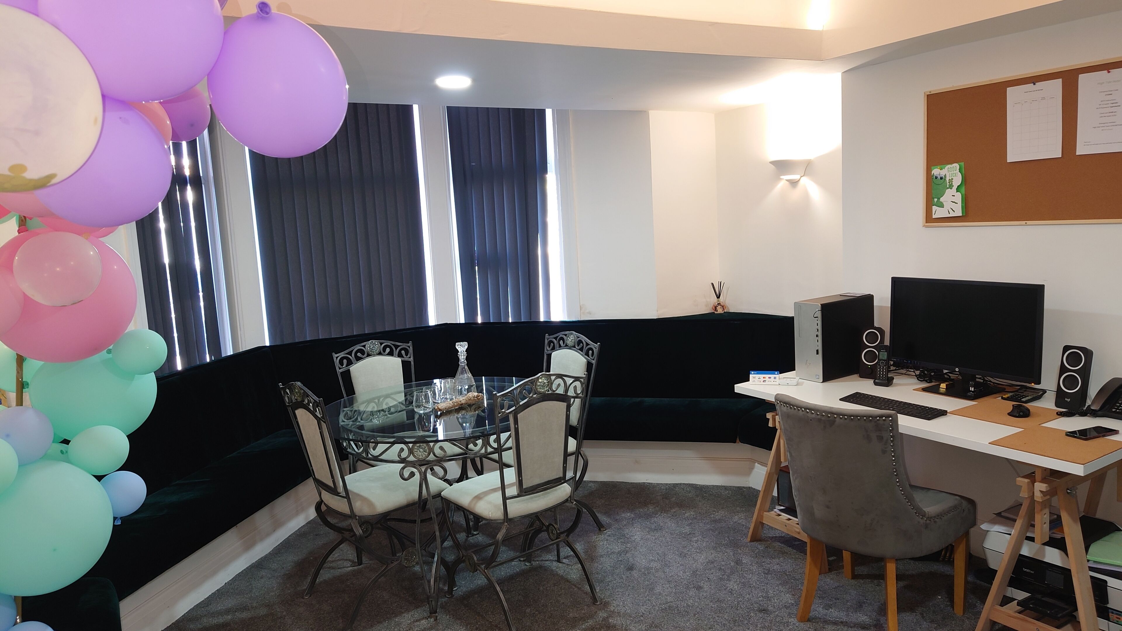 Foto - High Tide Hotel Oyo