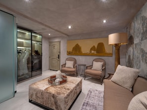 1 Schlafzimmer, italienische Bettbezüge von Frette