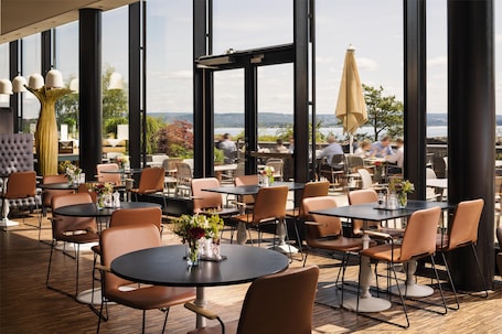 Restaurant. Scandic Fornebu