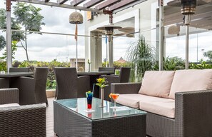 Bar (on property) - Eka Hotel Nairobi (Nairobi)