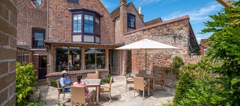 万荷里路德酒店