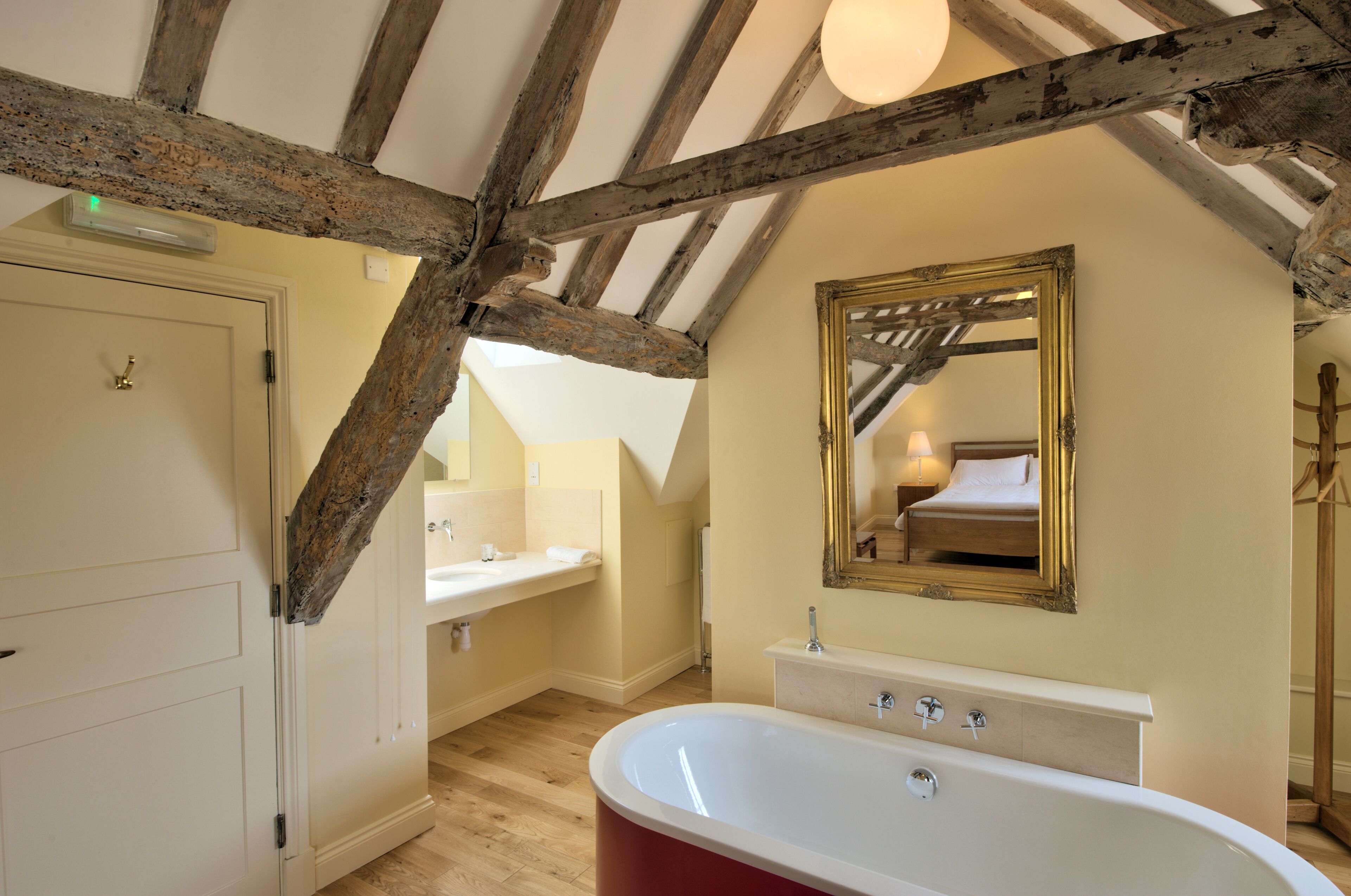 exclusive double room, ensuite | bathroom