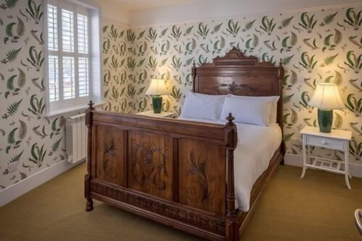 Superior Apartment, Ensuite (Immaculate 1 Bed Flat)