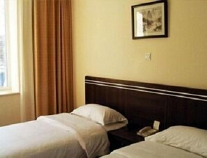 Standard Room, 2 Single Beds | Desk, cots/infant beds, free WiFi - Beifang Langyue Hotel (Beijing)
