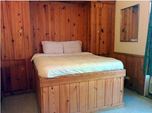 Quarto standard, 1 cama Queen, sacada | Vista do quarto