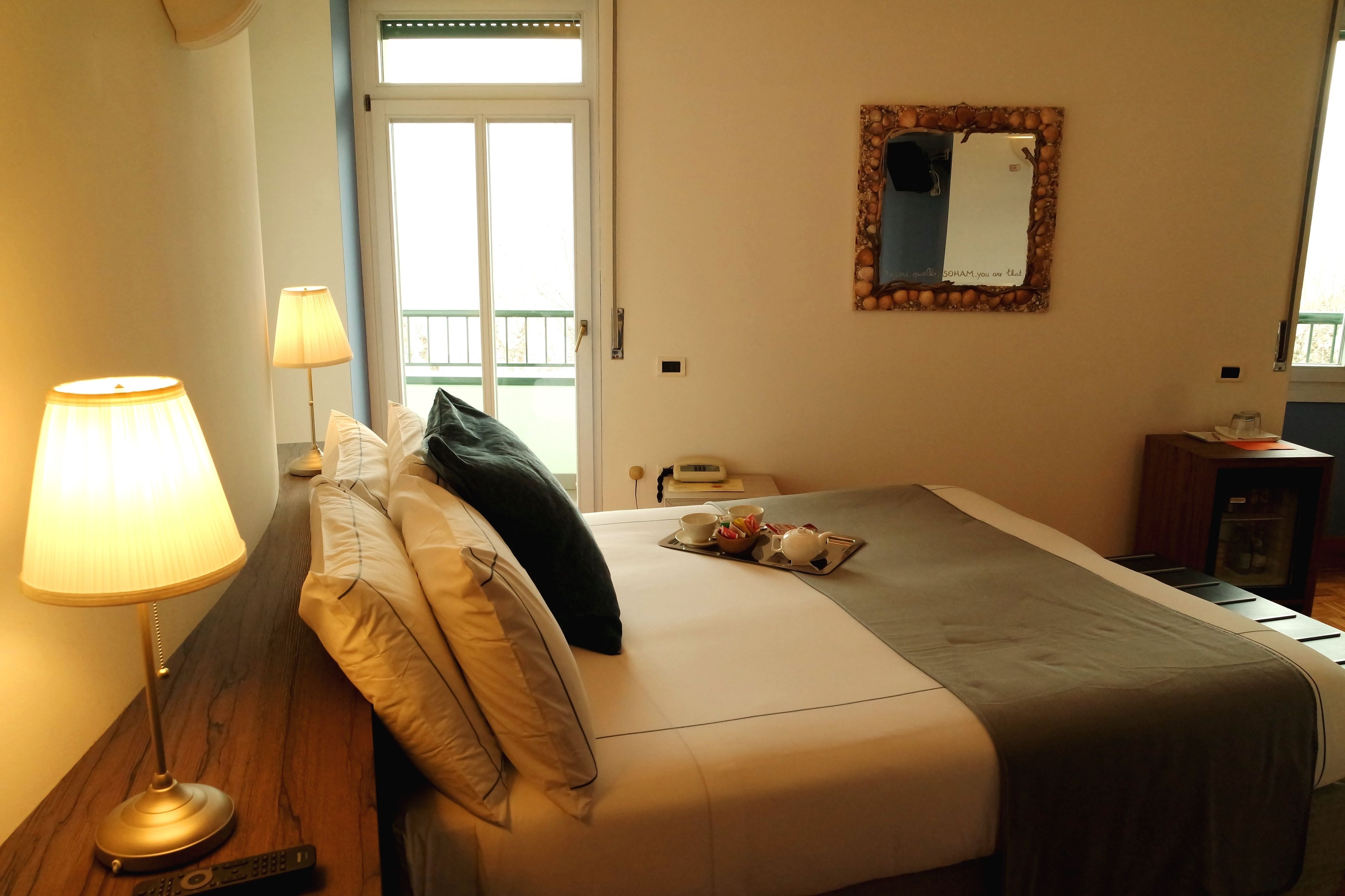 classic double or twin room | minibar, in-room safe, desk, soundproofing