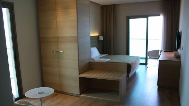 Unclassified image, 1 of 16, button - BOUTIQUE HOTEL JAL EL DIB (Jal El Dib)