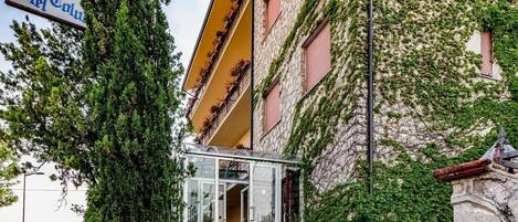 Façade de lâhĂ©bergement