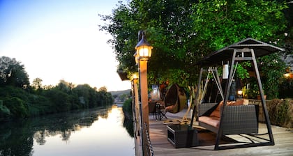 Beyaz Ev Agva - Adults Only