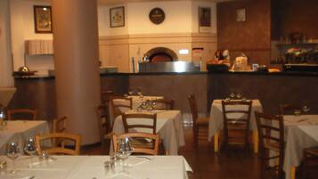 Petit déjeuner buffet compris tous les jours