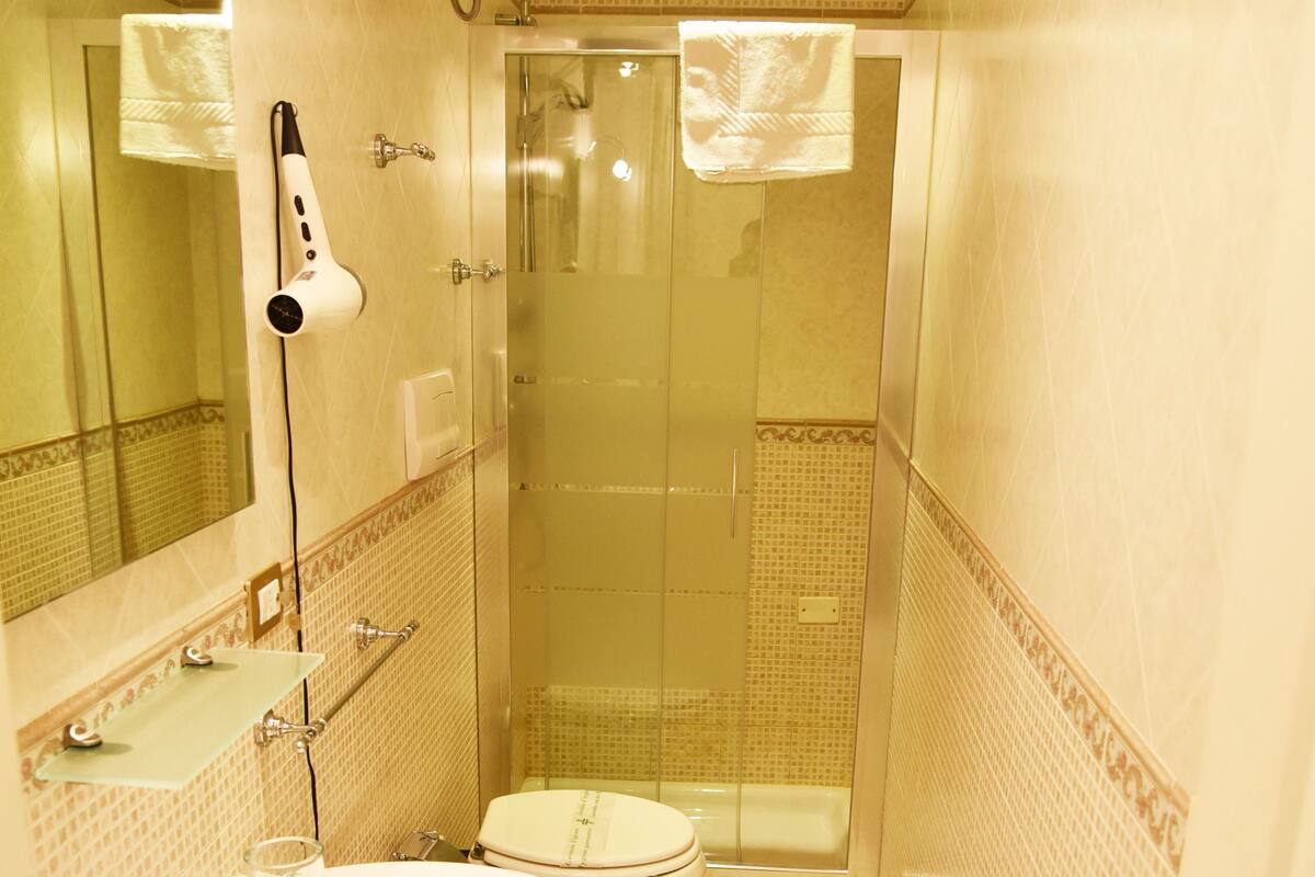 Apartment, 1 Schlafzimmer, Kochnische | Badezimmer