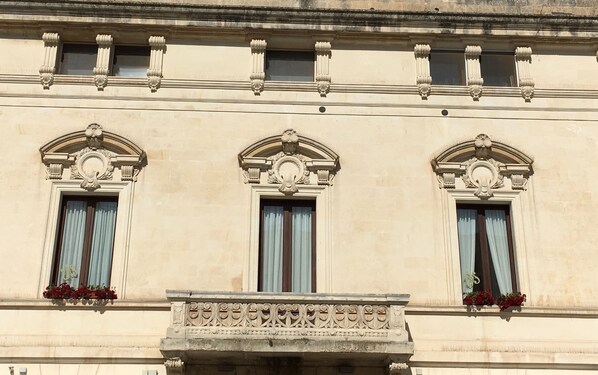 Façana frontal de l'allotjament