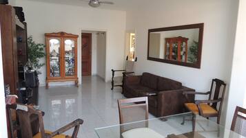 32-inch LCD TV with cable channels, TV, DVD player