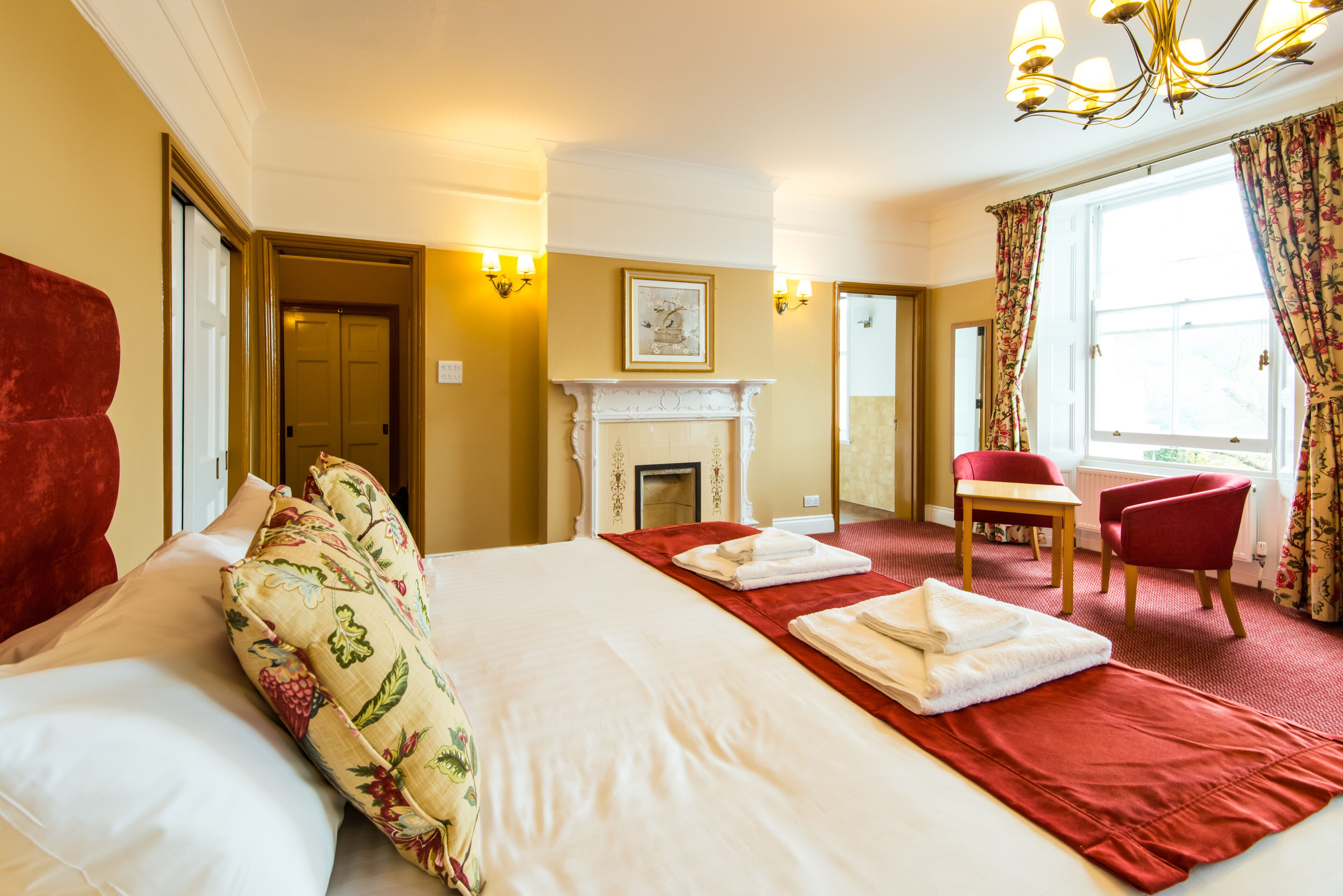 desk, blackout curtains, iron/ironing board, free wifi