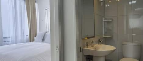Deep soaking tub, rainfall showerhead, free toiletries, hair dryer