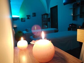 Superior Room, Jetted Tub