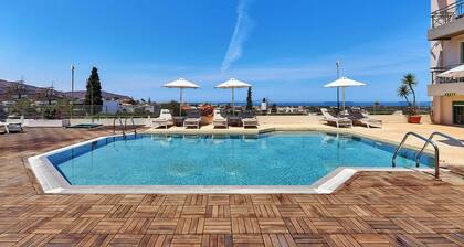 Bella Vista Hotel by Checkin