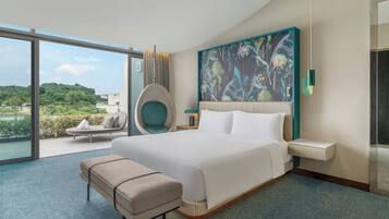 Suite, balcó (Supreme, 1 Bedroom) | Llençols de cotó egipci, roba de llit d'alta qualitat i minibar