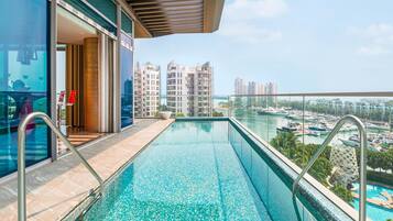 WOW Suite, 1 Bedroom Suite, 1 Super King Bed, Pool view, Balcony, Top Floor, Private Outdoor Pool | Pool