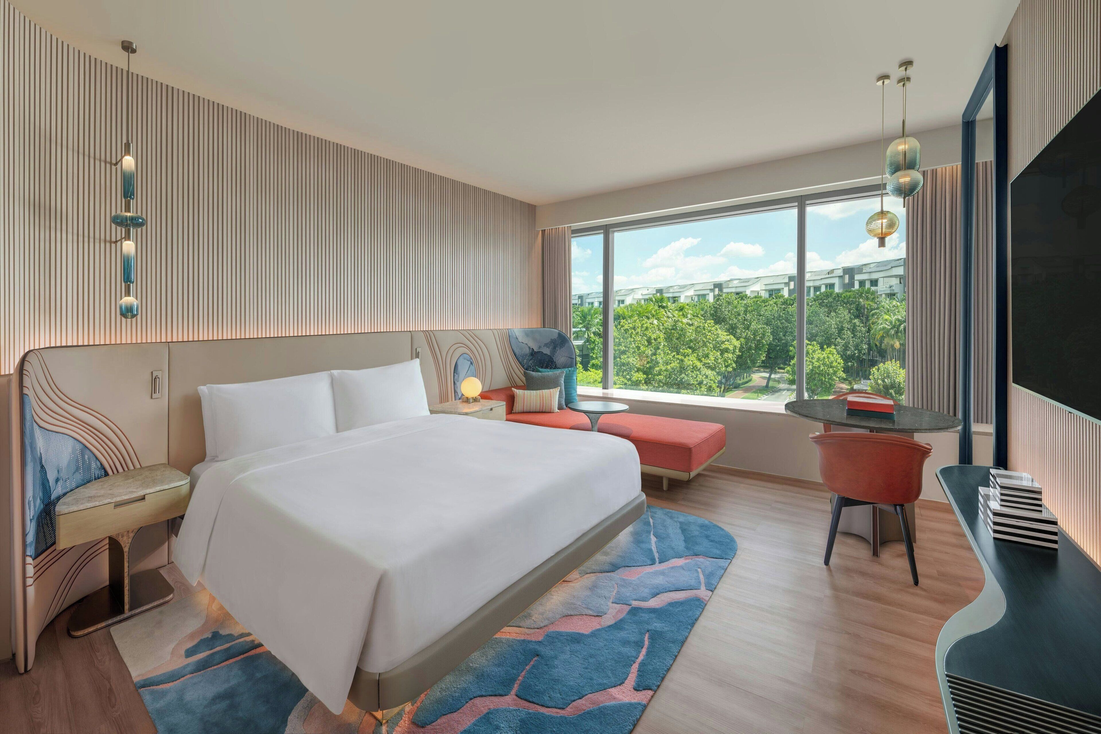 Deluxe Guest Room, Island View, Sofabed, 1 Super King Bed | Egyptian cotton sheets, premium bedding, minibar, in-room safe