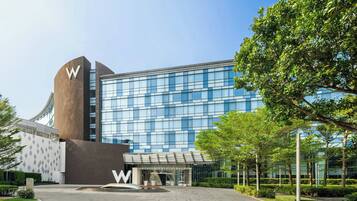 1 bedroom, Egyptian cotton sheets, premium bedding, minibar