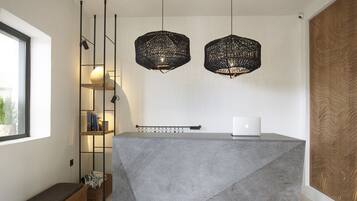 Check-in-/Check-out-Schalter