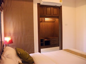 1 bedroom, minibar, individually decorated, individually furnished
