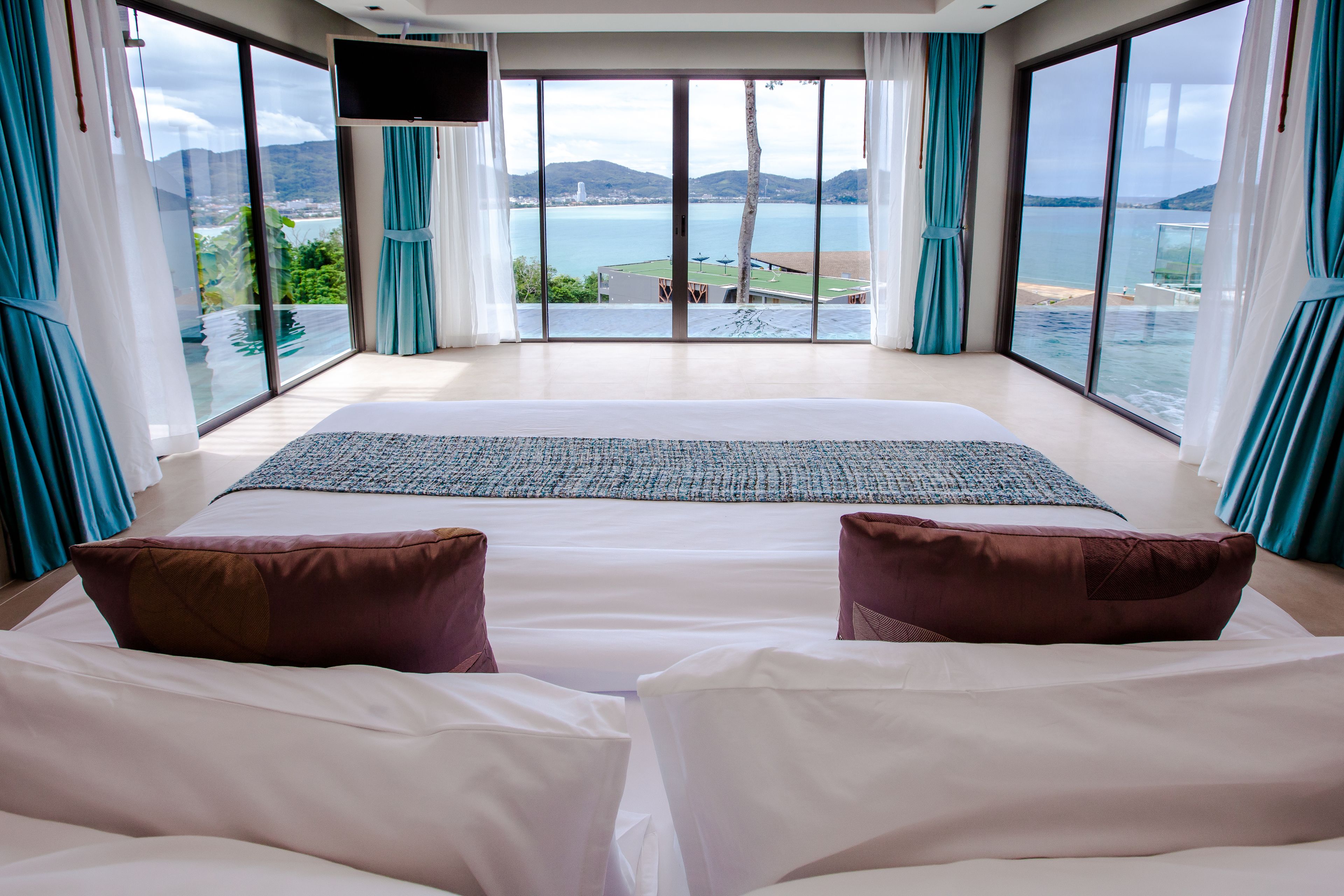 Premium bedding, minibar, in-room safe, individually decorated