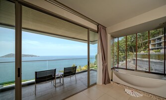 Grand Deluxe Sea View  | 客廳 | 46 吋LED 電視連衛星電視頻道、電視