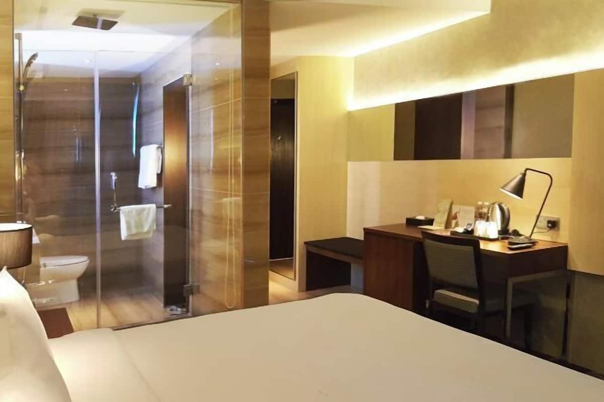 In-room safe, cribs/infant beds, free WiFi, wheelchair access