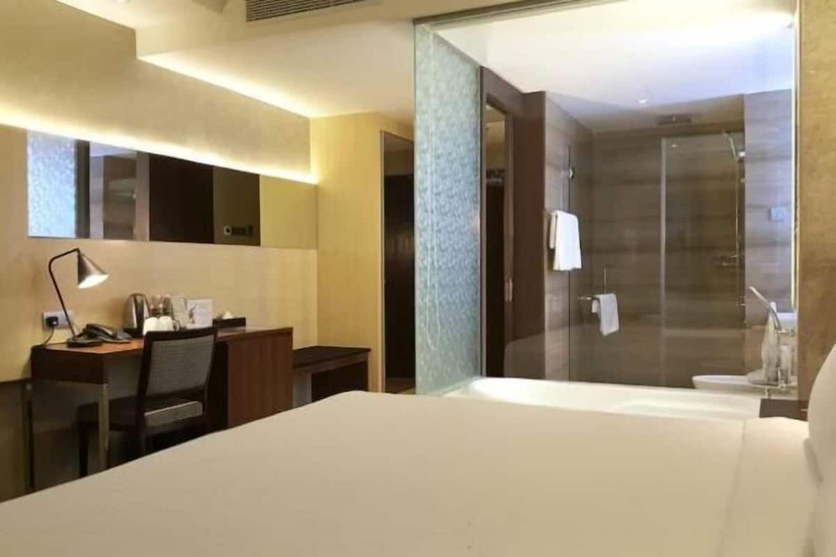 In-room safe, cribs/infant beds, free WiFi, wheelchair access