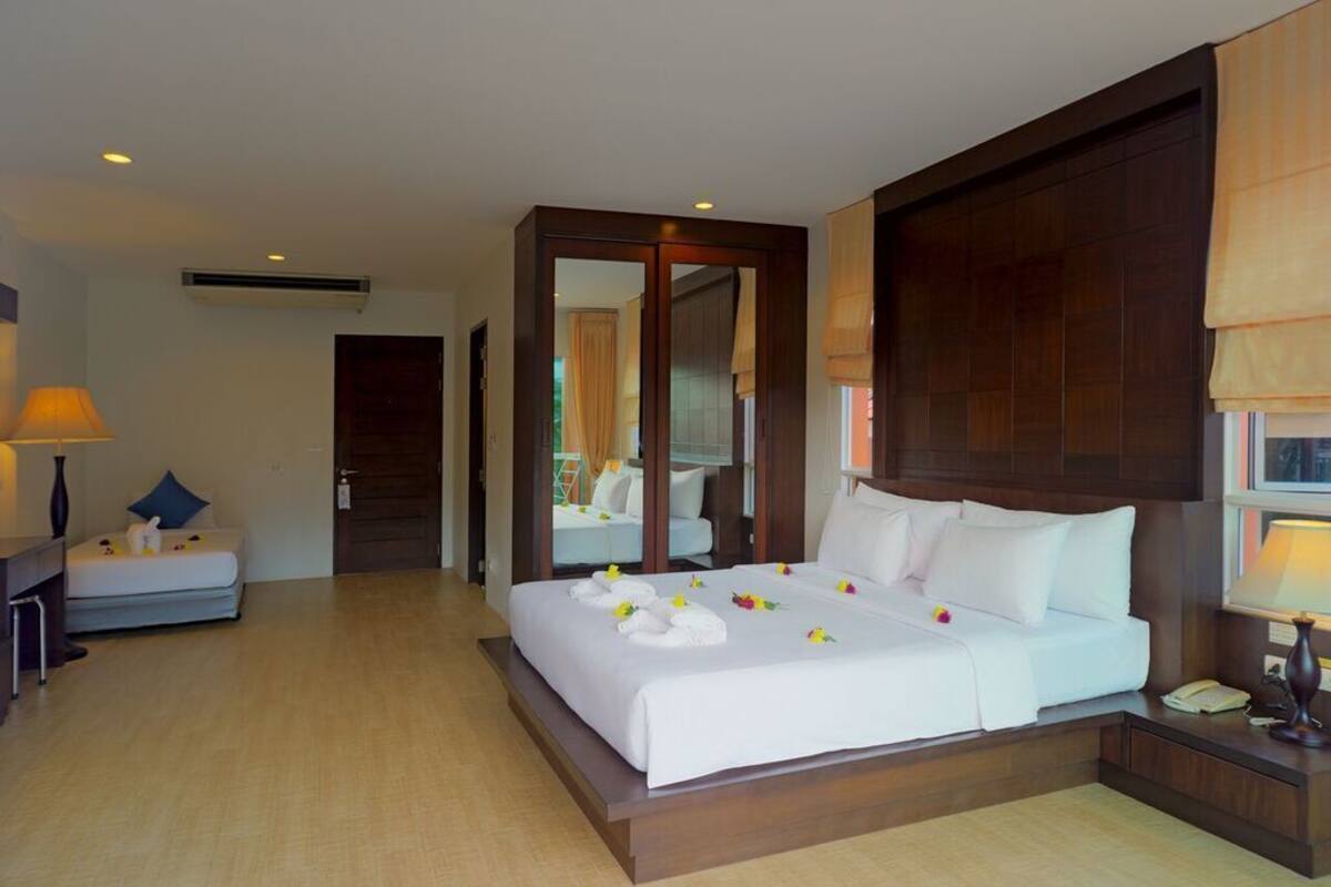 Deluxe Triple Room | 고급 침구, 필로우탑 침대, 미니바, 객실 내 금고