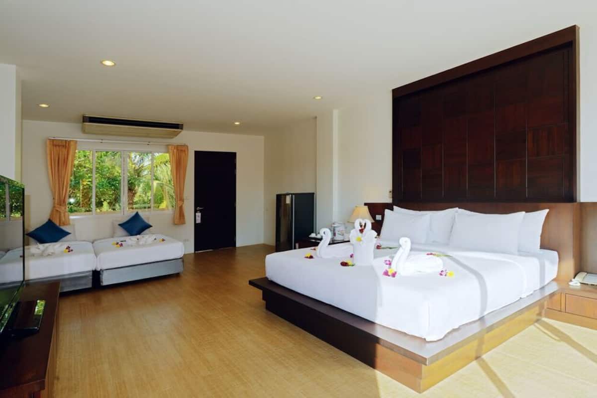 Phòng dành cho gia đình | Bộ đồ giường cao cấp, nệm có lớp đệm bông, minibar