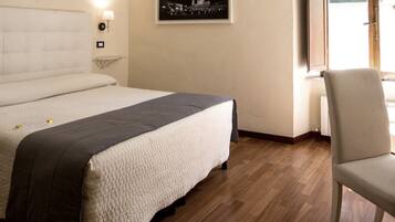 Superior Double or Twin Room, Ensuite | Down comforters, minibar, in-room safe, individually decorated
