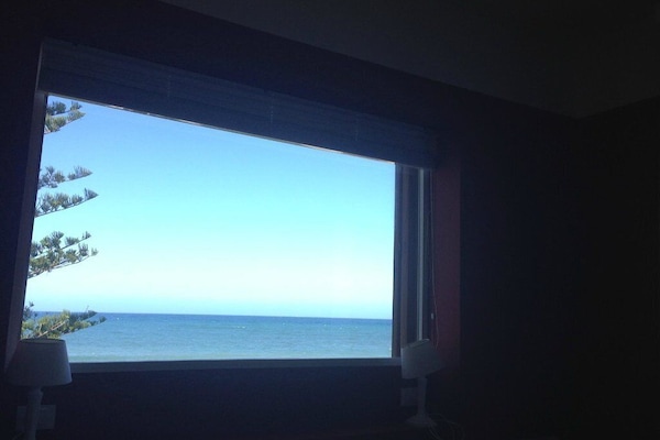 Doppelzimmer, Balkon, Meerblick | Blick auf das Wasser