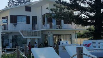 Façade de lâhĂ©bergement