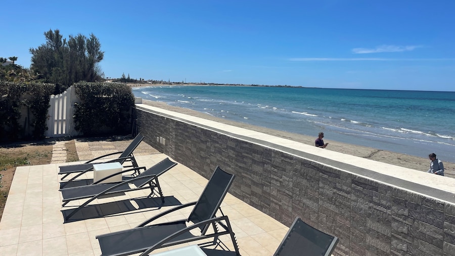 SUITEBEACH b&b and resort