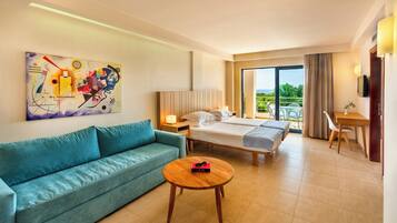 Family Room, Sea View | Premium bedding, in-room safe, blackout drapes, soundproofing