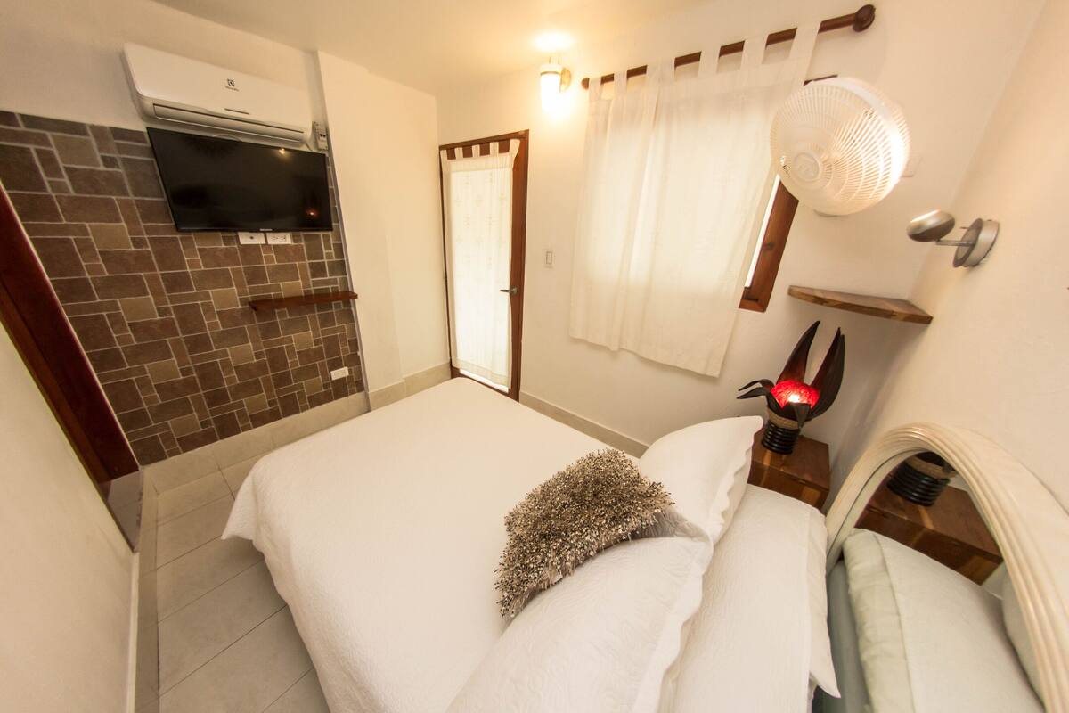 Standardzimmer | 1 Schlafzimmer, hochwertige Bettwaren, Betten mit Memory-Foam-Matratzen