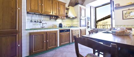 Double or Twin Room, Private Bathroom | Private kitchen | Electric kettle