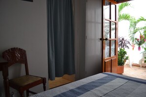Egyptian cotton sheets, in-room safe, individually decorated