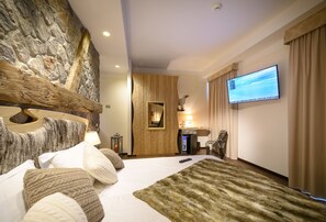 In-room safe, cribs/infant beds, free WiFi - Hotel Corona (Tirano)